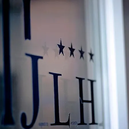 Jupiter Luxury