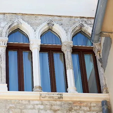Ξενοδοχείο Jupiter Luxury 4*