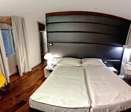 Jupiter Luxury 4*