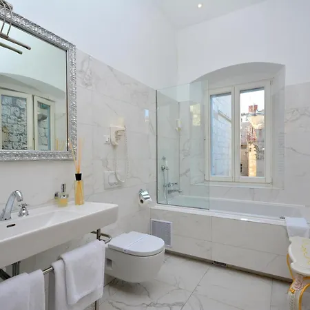 Jupiter Heritage 4*