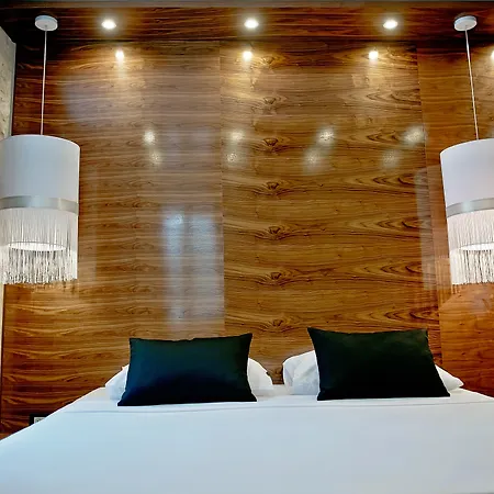 Jupiter Luxury Split