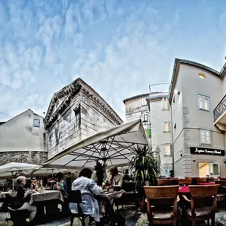 Hotel Jupiter Luxury