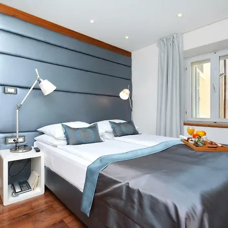 Hotel Jupiter Luxury 4*