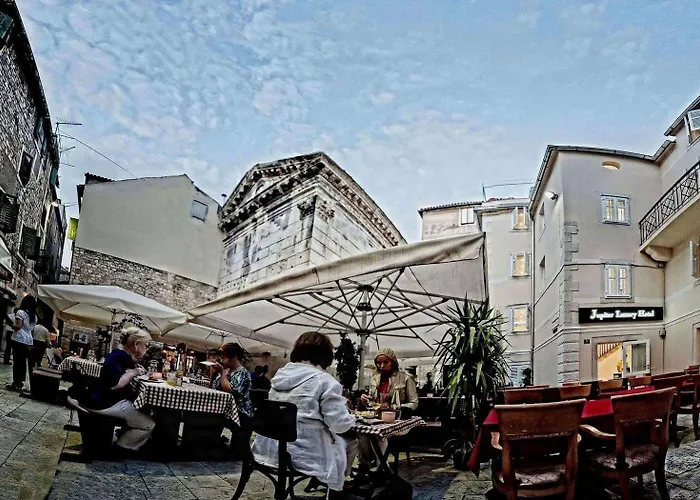 Jupiter Heritage Hotel 4*