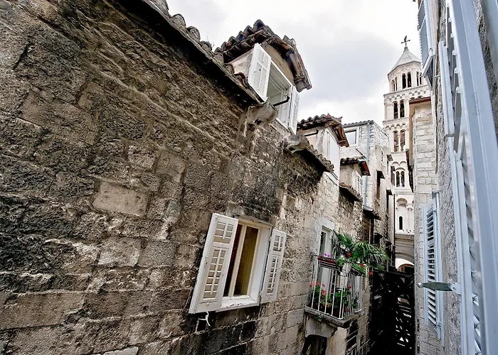 Jupiter Heritage Split