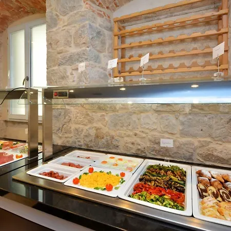 Jupiter Heritage מלון